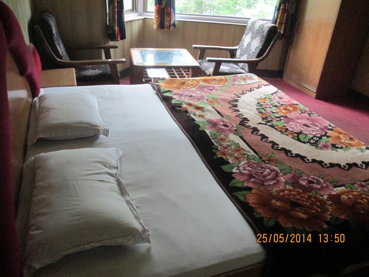 Pandey Lodge Buin Стая снимка